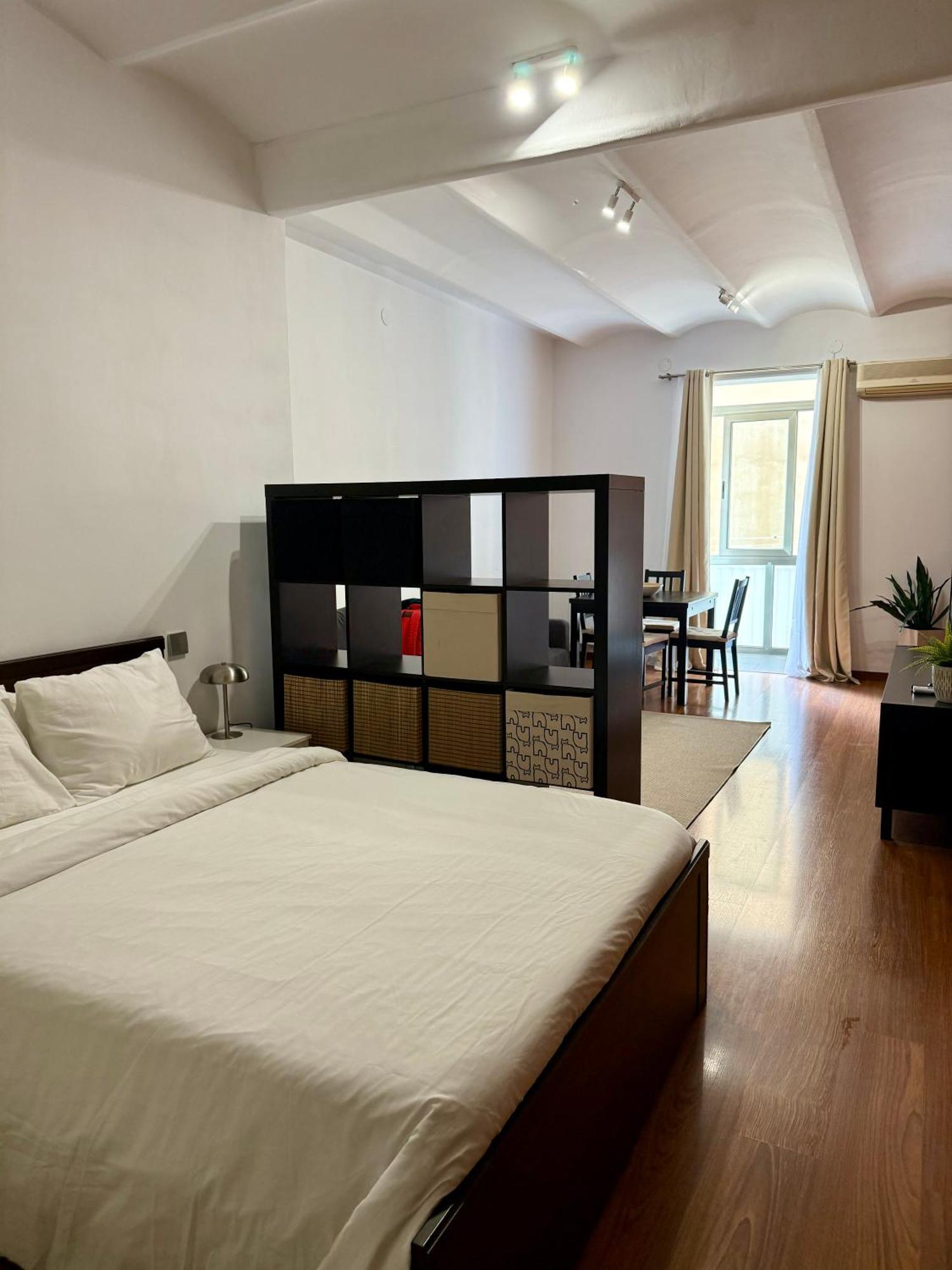 Newly Renovated Stylish Eixample - Great Location Βαρκελώνη Εξωτερικό φωτογραφία